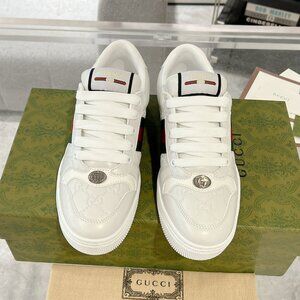 Women's Gucci sneakers